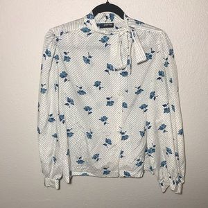 VNTG button up!